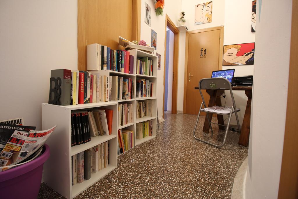Bed 'N Books Bed & Breakfast Sassari Eksteriør bilde